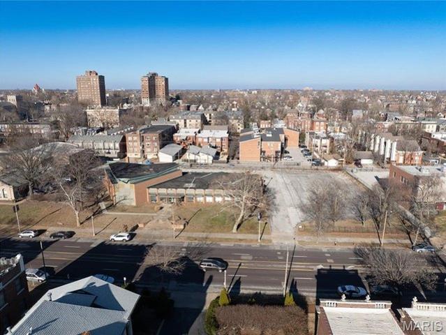 Land for sale in DeBaliviere Place, Saint Louis