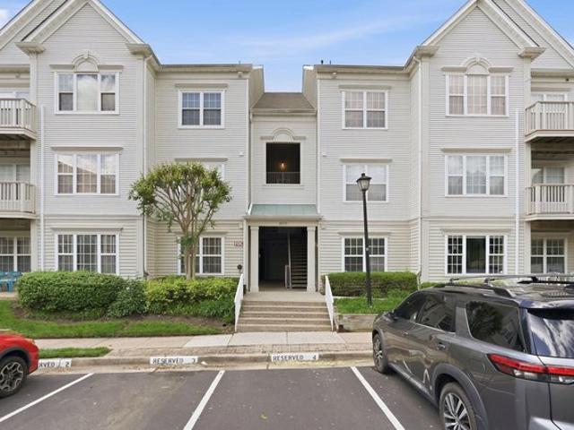 Condo for sale in Virginia