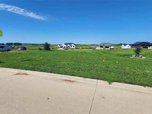 Land for sale in Linn, Iowa