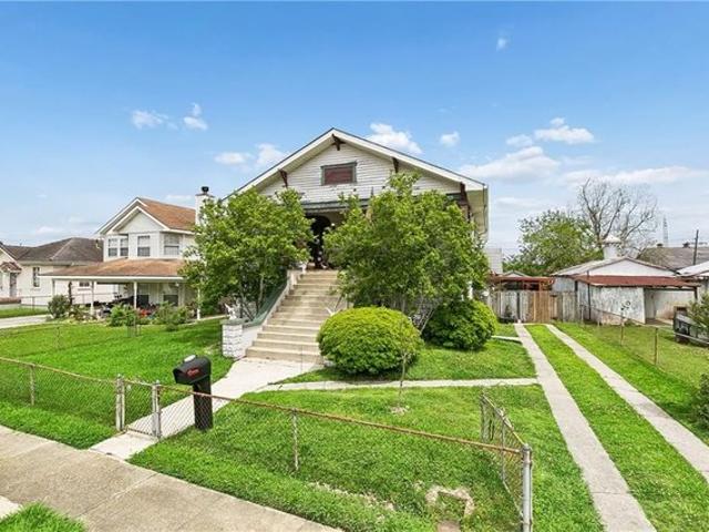 House for sale in Harvey, Louisiana