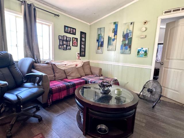 House for sale in Doyle, California