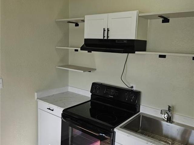 House for sale in Excelsior Springs, Clay County
