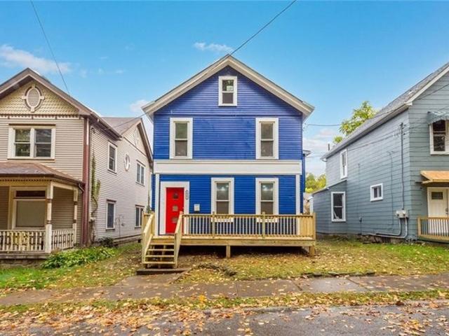House for sale in Rosslyn Heights, Carnegie