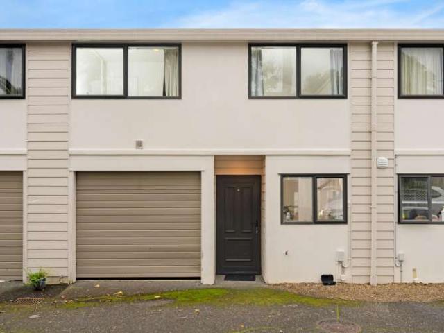 Apartment for sale in Paremoremo