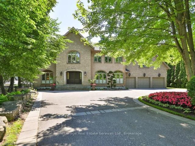 House for sale in Oakville, Ontario