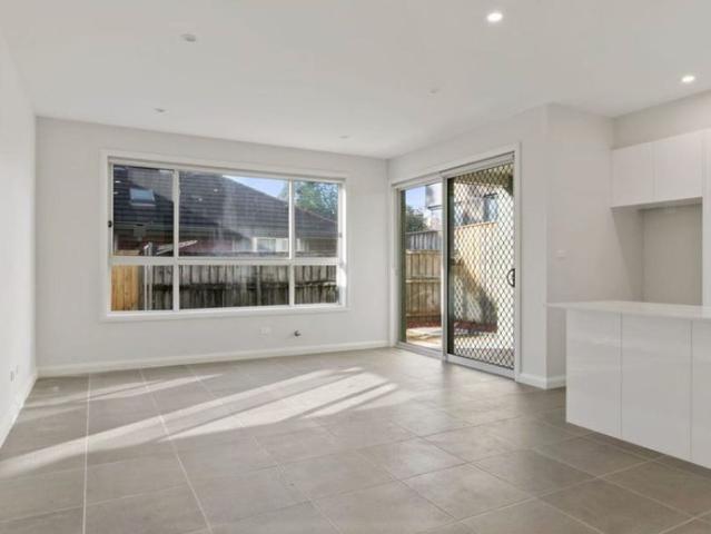 Townhouse for rent in Sydney, New South Wales