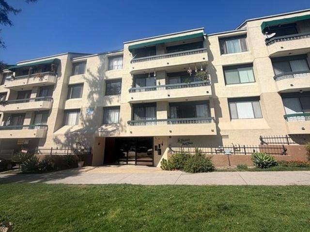Condo for sale in Canoga Park, California