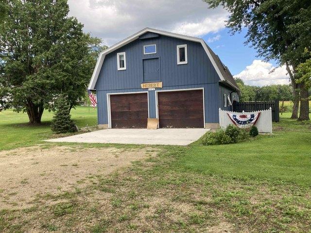 House for sale in Fall River, Wisconsin