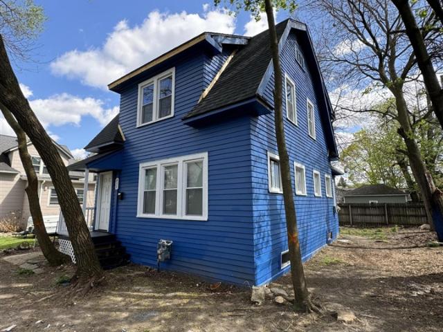 House for sale in Kalamazoo House for sale in Kalamazoo