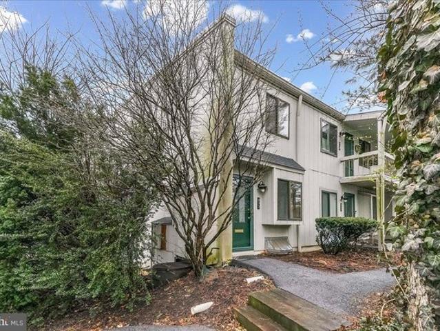 Condo for sale in Chester, Pennsylvania