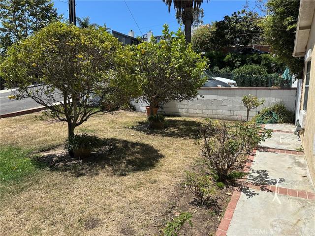 Property for rent in Canoga Park, California