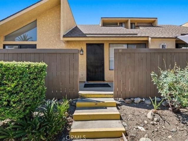 Condo for sale in Upland, San Bernardino County