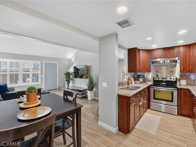 Condo for sale in Upland, California