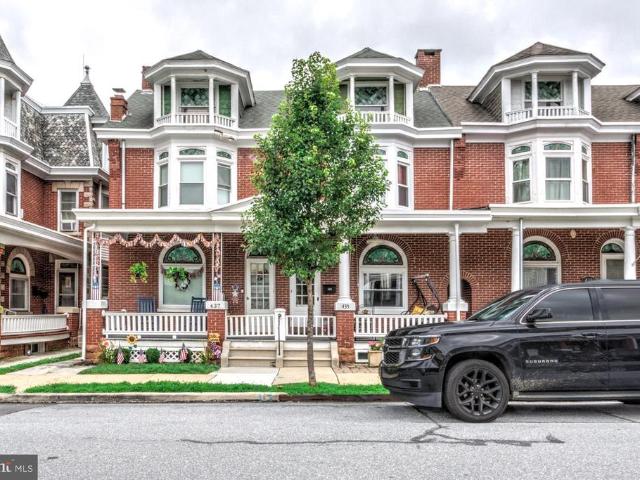 Townhouse for sale in Denver