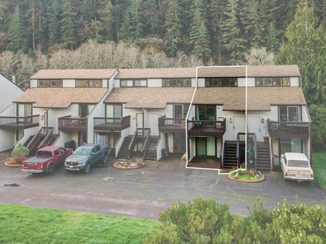 Condo for sale in Oregonia
