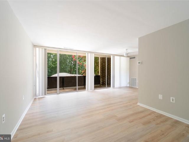 Condo for sale in Annandale