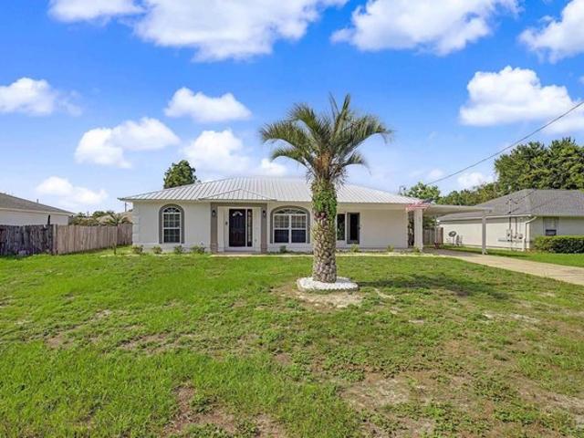 House for sale in Gulf Breeze, Florida