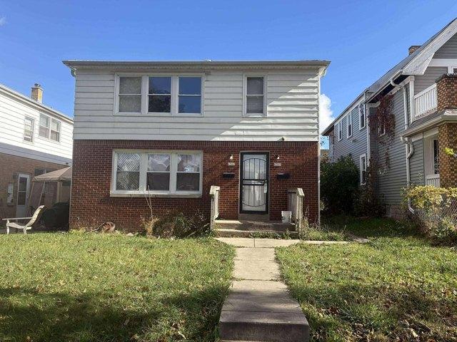 House for sale in Milwaukee, Wisconsin
