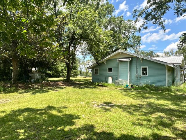 House for sale in Saint Matthews, South Carolina