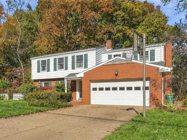 House for sale in Sample, Hampton Township