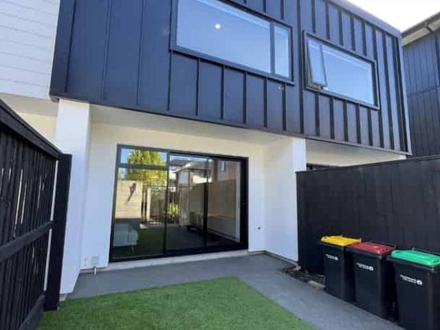 House for rent in Heathcote, Canterbury