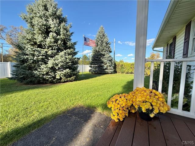 House for sale in Town of New Hartford, Oneida County