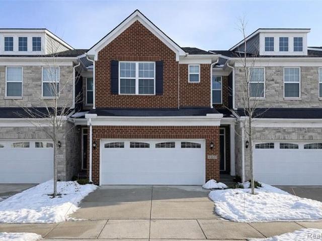 Condo for sale in Novi, Michigan