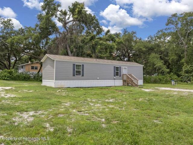 House for sale in Webster, Florida