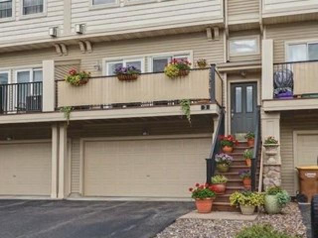 Townhouse for sale in Hugo, Washington County