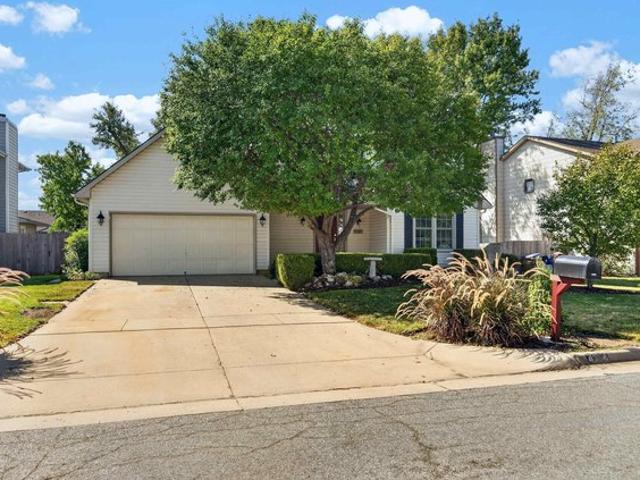 House for sale in Bel Aire, Sedgwick County