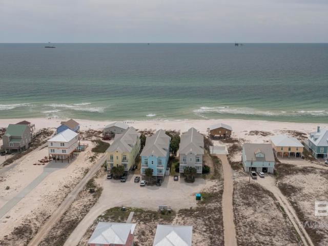 House for sale in Gulf Shores, Alabama