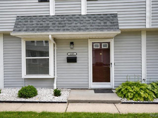 Condo for sale in Clawson, Michigan