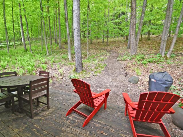 House for sale in Maple City