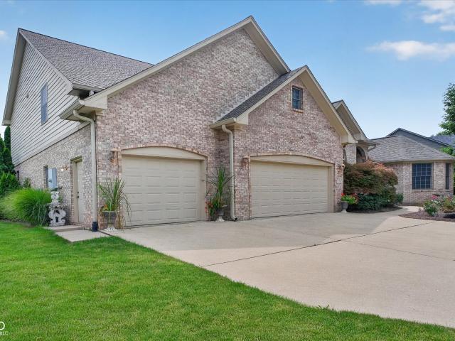 House for sale in New Palestine, Indiana