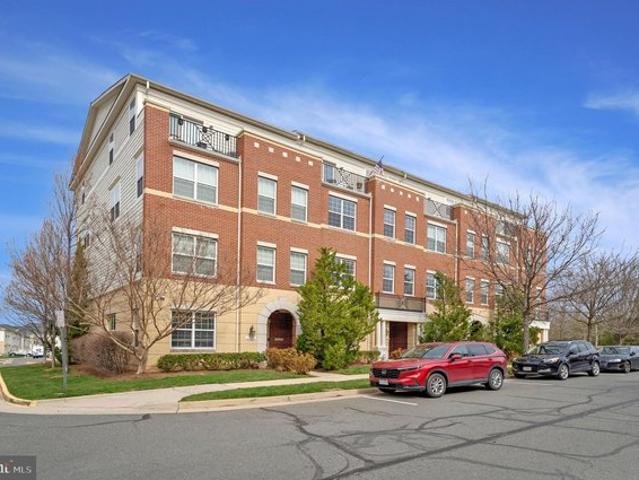 Condo for sale in Virginia