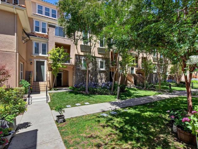 Condo for sale in Dublin, California
