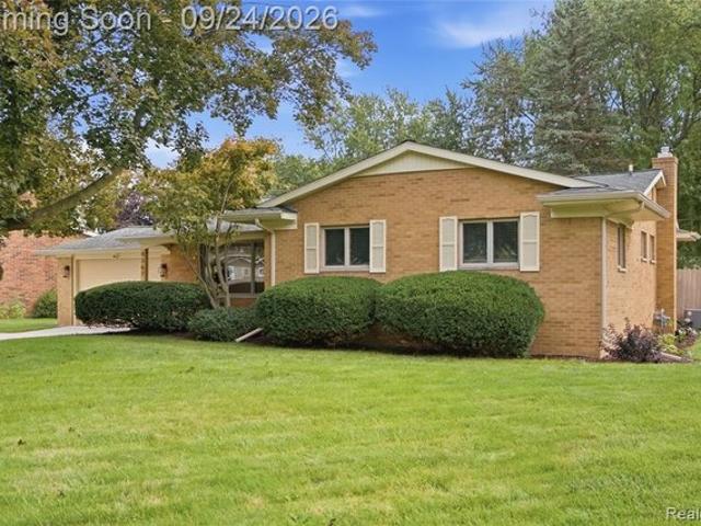House for sale in Van Slyke Manor, Flint
