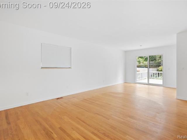 House for sale in Van Slyke Manor, Flint