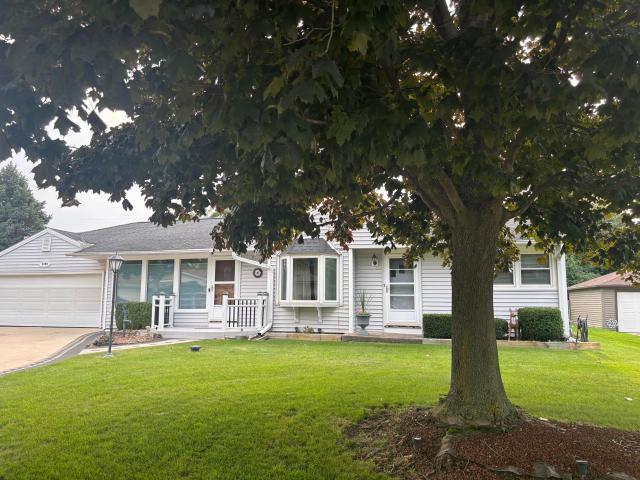 House for sale in Greenfield Park, Wisconsin