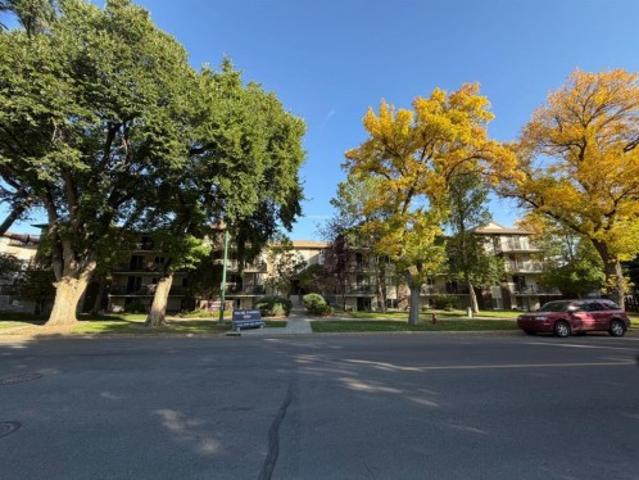 Condo for sale in London Road, Lethbridge