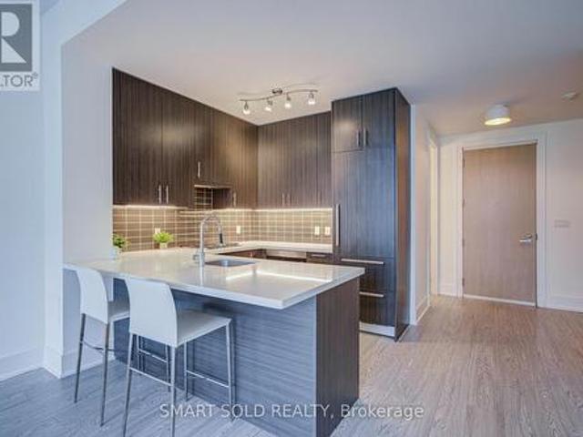 Condo for sale in Spadina—Fort York, Toronto