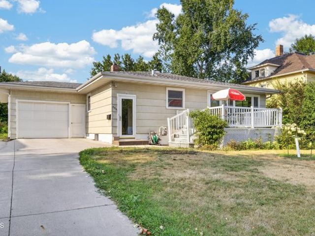 House for sale in Valley City, North Dakota