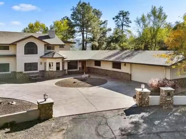 House for sale in Prescott Valley