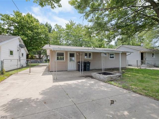 House for sale in Elyria, Ohio