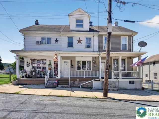 Townhouse for sale in Tamaqua, Pennsylvania