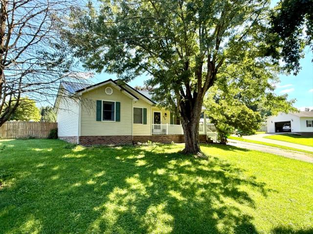 House for sale in Stanford, Kentucky