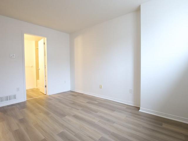 Apartment for rent in Mulhurst Bay, Ontario
