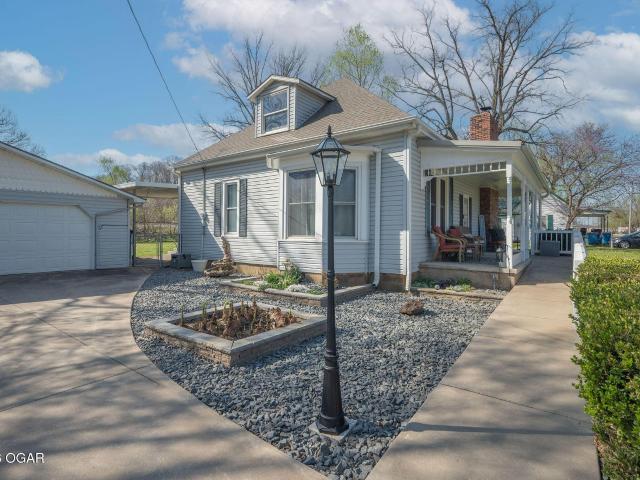 House for sale in Seneca, Missouri