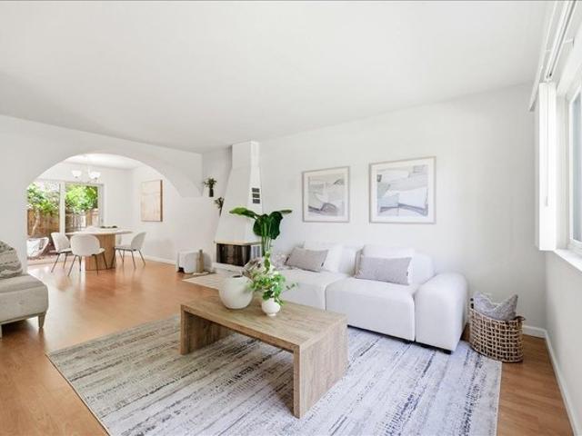 Townhouse for sale in Mountain View, California