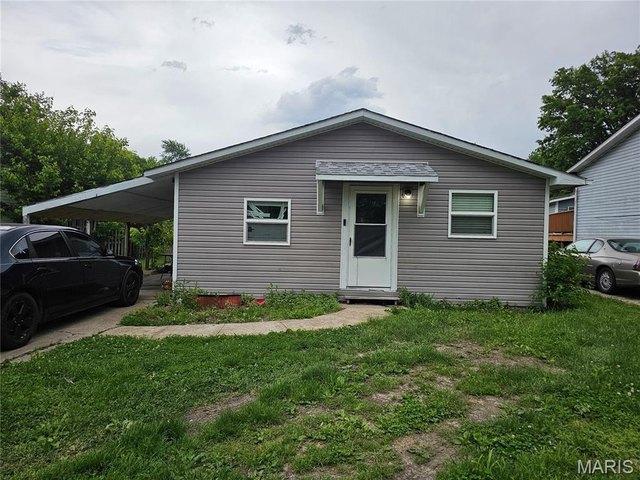 House for rent in South Roxana, Illinois